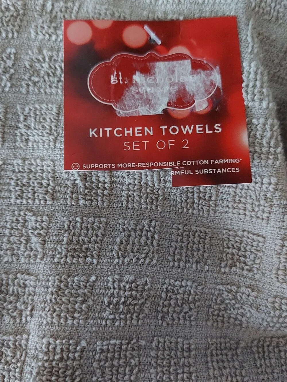 St. Nicholas Square Hot Cocoa Patch Kitchen Towel Set Of 2 BNWT RETIRED